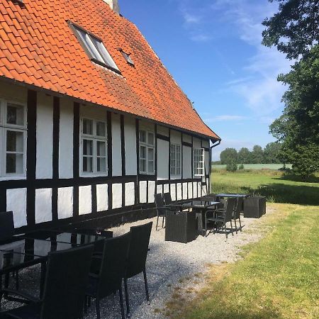 Herregaarden Jerstrup Bed and Breakfast Norre Esterbolle Exteriör bild