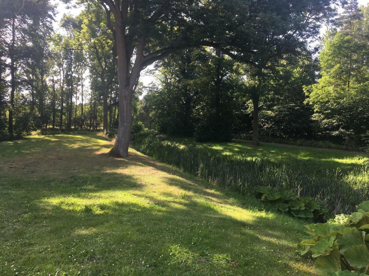Herregaarden Jerstrup Bed and Breakfast Norre Esterbolle Exteriör bild